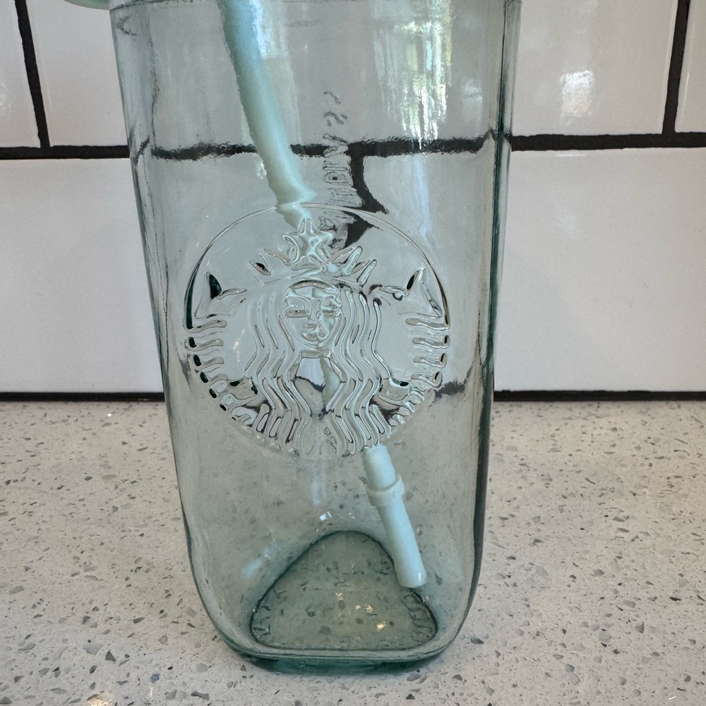 Starbucks Recycled Glass Triangle Cold Cup 16 oz Tumbler EUC - Picture 2 of 5